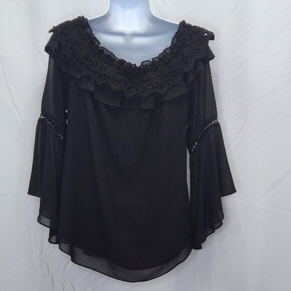 WHBM Off the Shoulder Top Womens Medium Black Crochet Bell Sleeve Blouse M14X - Picture 3 of 7